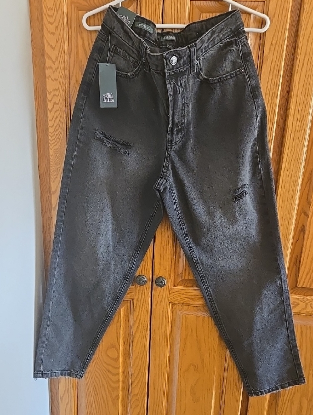 Wild Fable Women's Black Wash Distressed High Rise Tapered Jeans Size 8